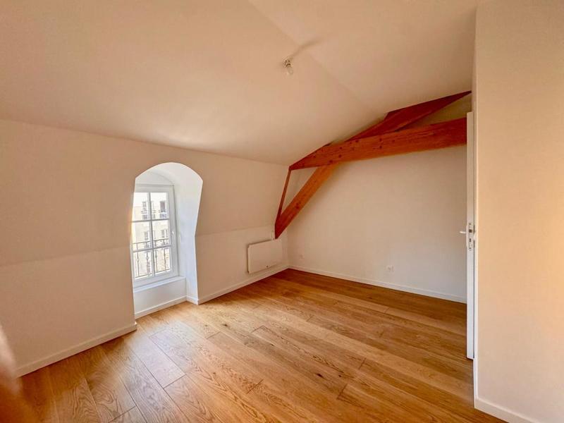 Appartement - 97 m² - 4 pièces