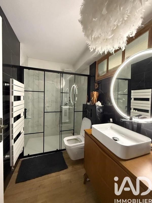 Maison - 190 m² - 7 pièces