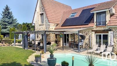 Maison - 117 m² - 7 pièces