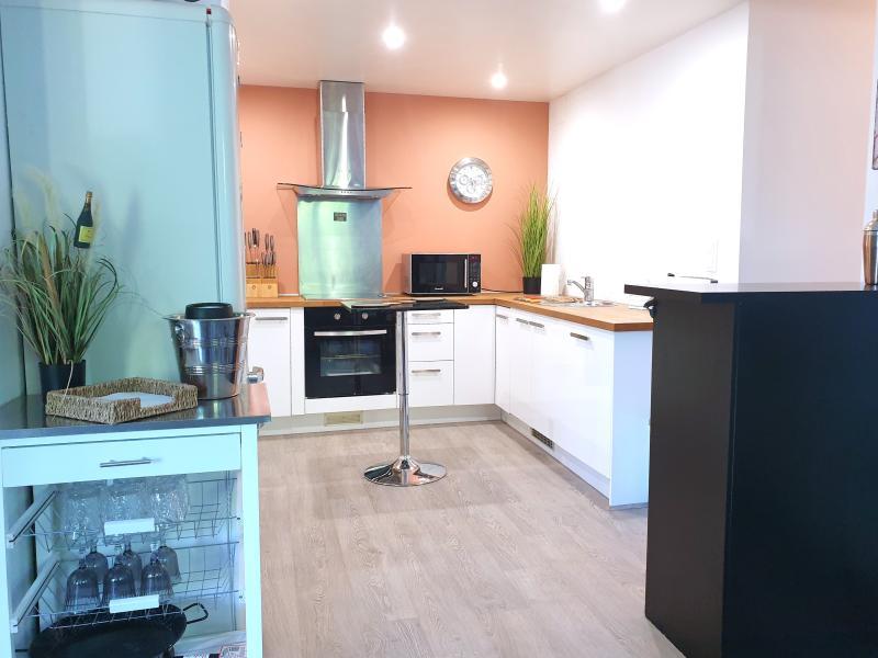 Maison - 260 m² - 10 pièces