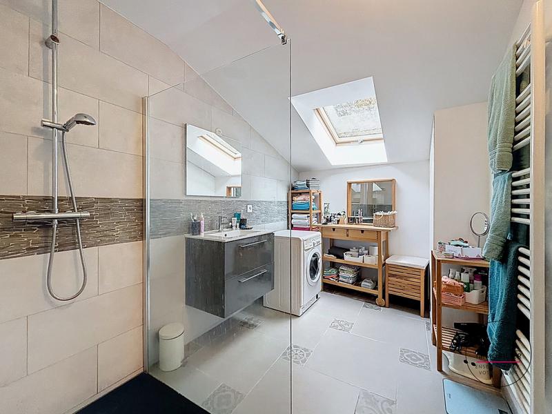 Appartement - 91 m² - 4 pièces