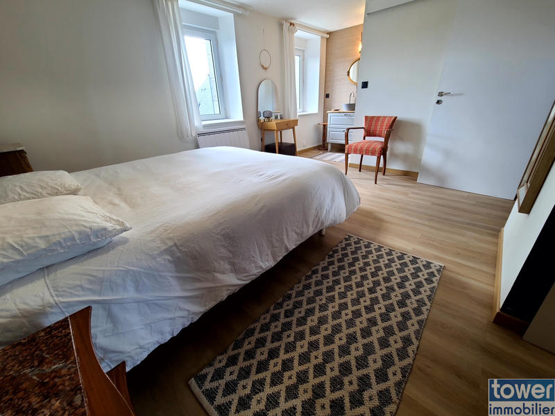 Propriété - 330 m² - 13 pièces