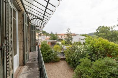 Appartement - 270 m² - 6 pièces