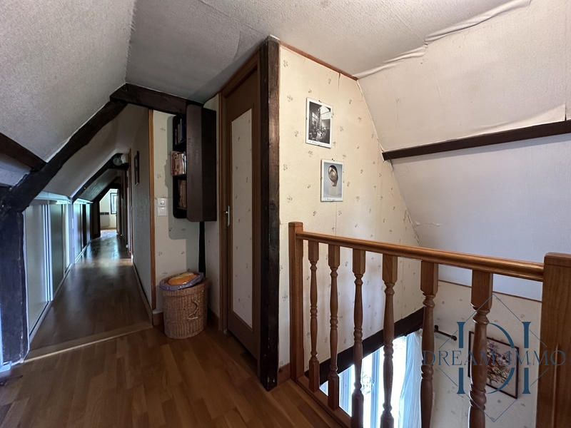 Maison - 143 m² - 5 pièces