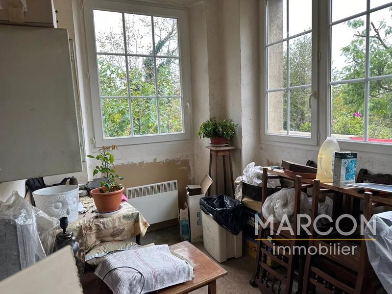 Maison - 213 m² - 15 pièces