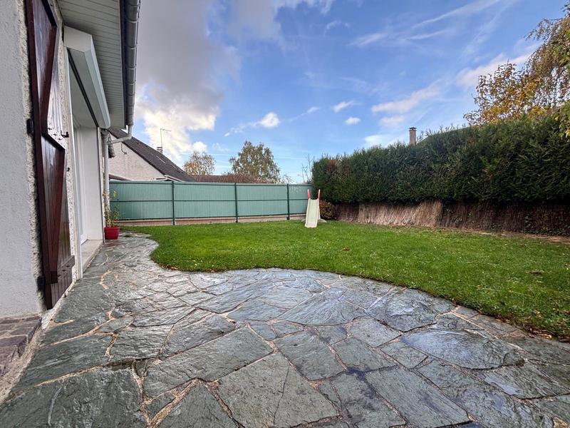 Maison - 96 m² - 5 pièces