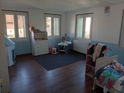 Maison - 270 m² - 12 pièces