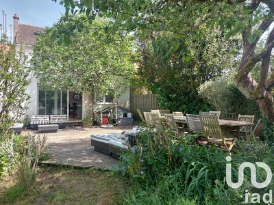 Maison - 155 m² - 7 pièces