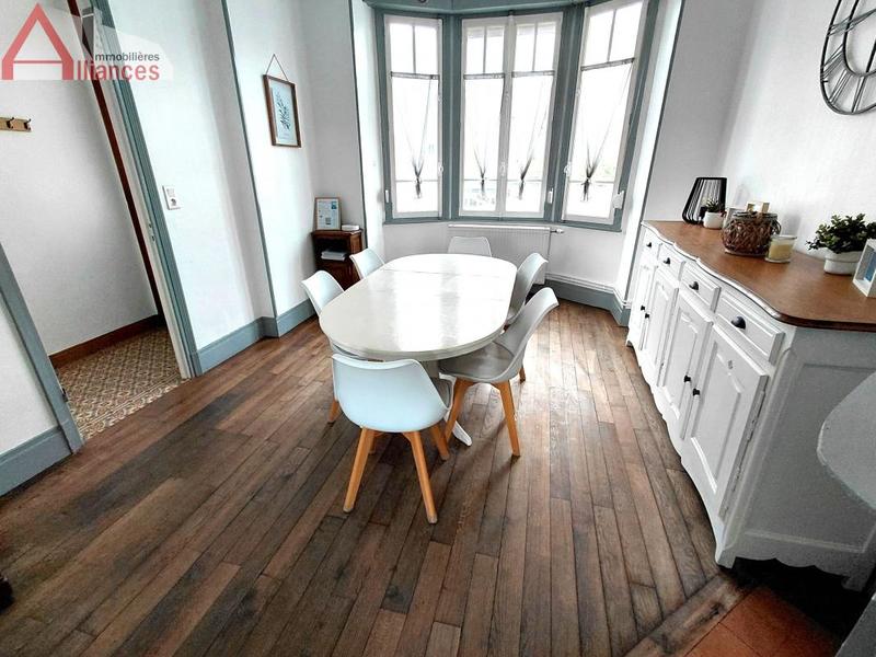 Maison - 84 m² - 5 pièces
