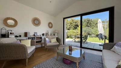 Propriété - 190 m² - 7 pièces