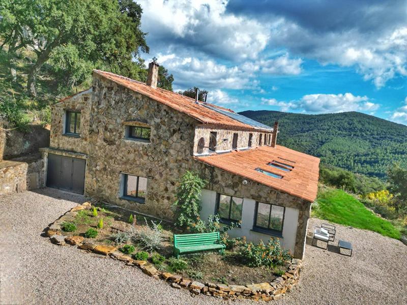 Villa - 270 m² - 9 pièces