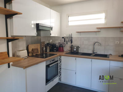 Appartement - 94 m² - 4 pièces