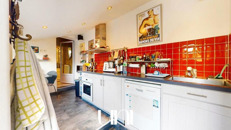 Maison - 140 m² - 7 pièces