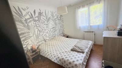 Propriété - 300 m² - 9 pièces