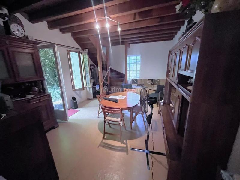 Immeuble - 150 m² - 9 pièces