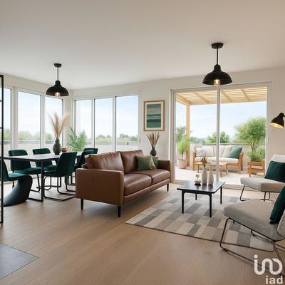 Appartement - 90 m² - 4 pièces