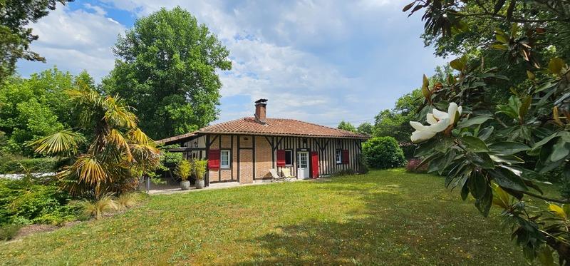 Maison - 110 m² - 6 pièces