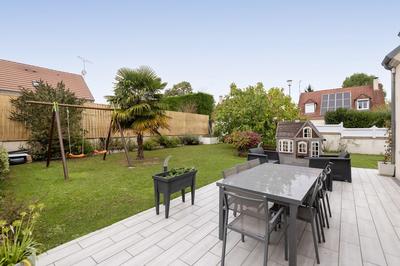 Maison - 127 m² - 6 pièces