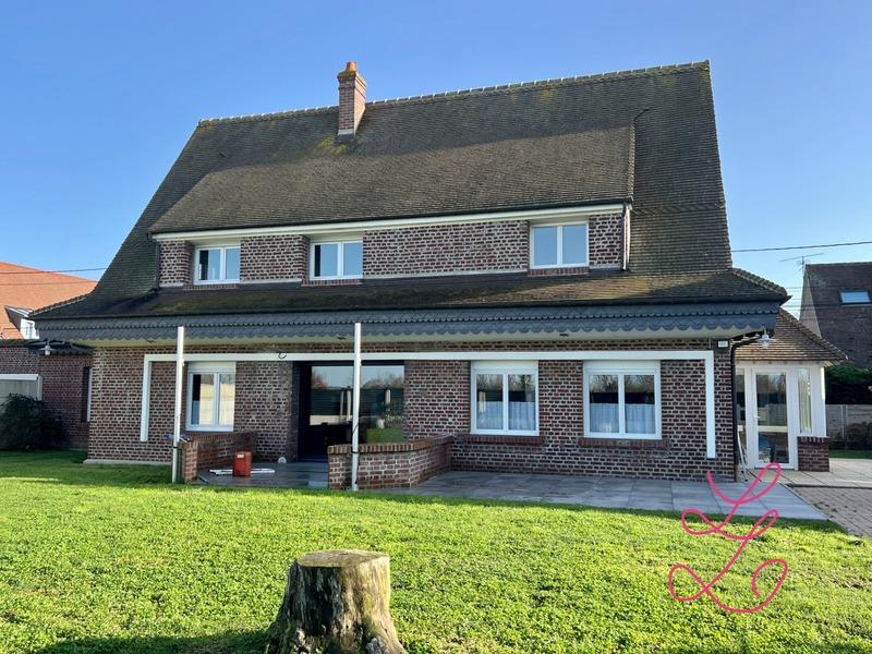 Maison - 180 m² - 7 pièces