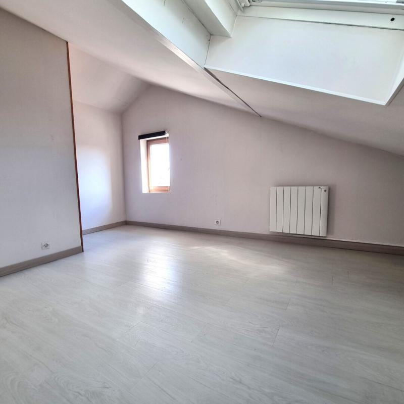 Appartement - 92 m² - 4 pièces
