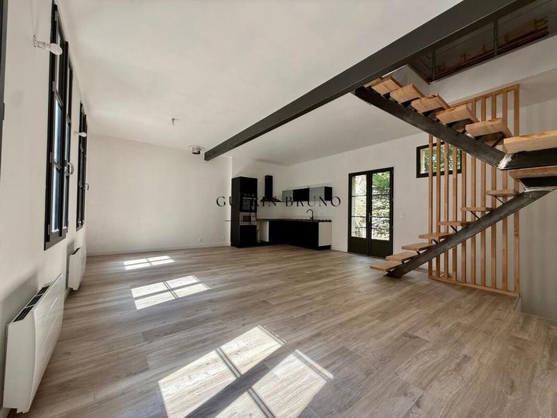 Maison - 110 m² - 4 pièces