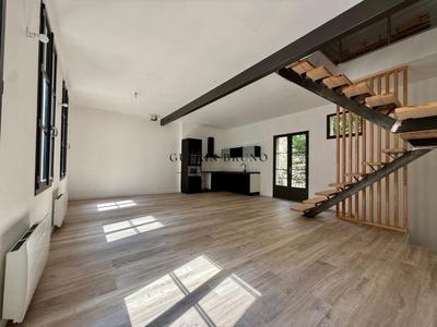 Maison - 110 m² - 4 pièces