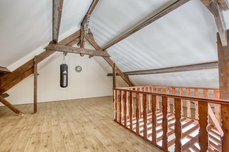 Maison - 167 m² - 6 pièces