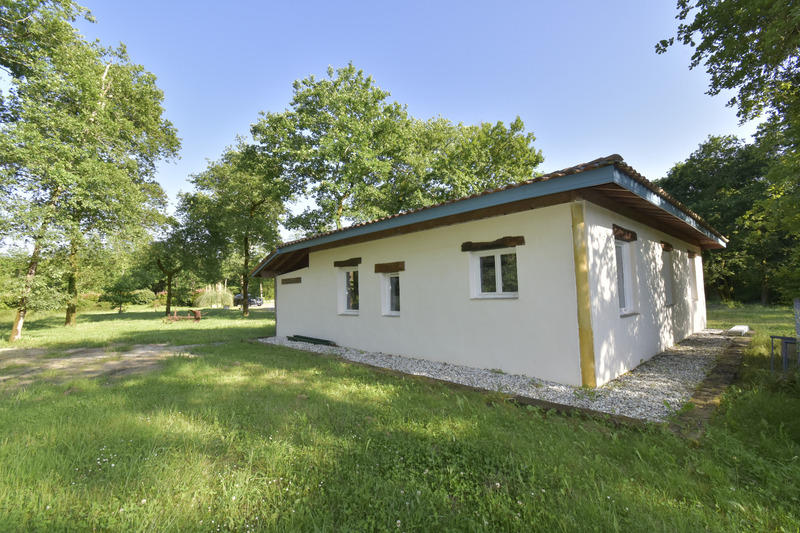 Maison - 210 m² - 7 pièces