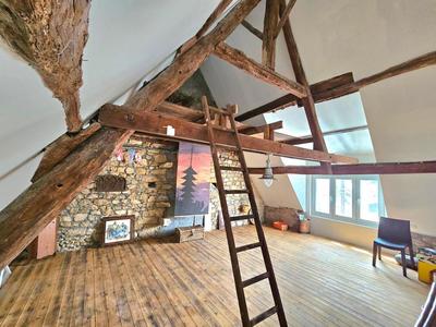 Maison - 91 m² - 4 pièces