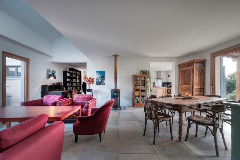 Maison - 246 m² - 6 pièces