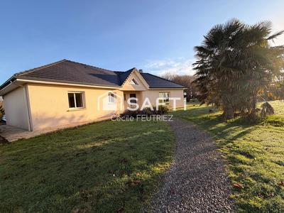 Maison - 121 m² - 4 pièces