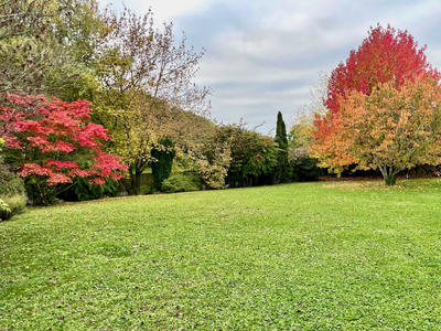 Maison - 230 m² - 7 pièces