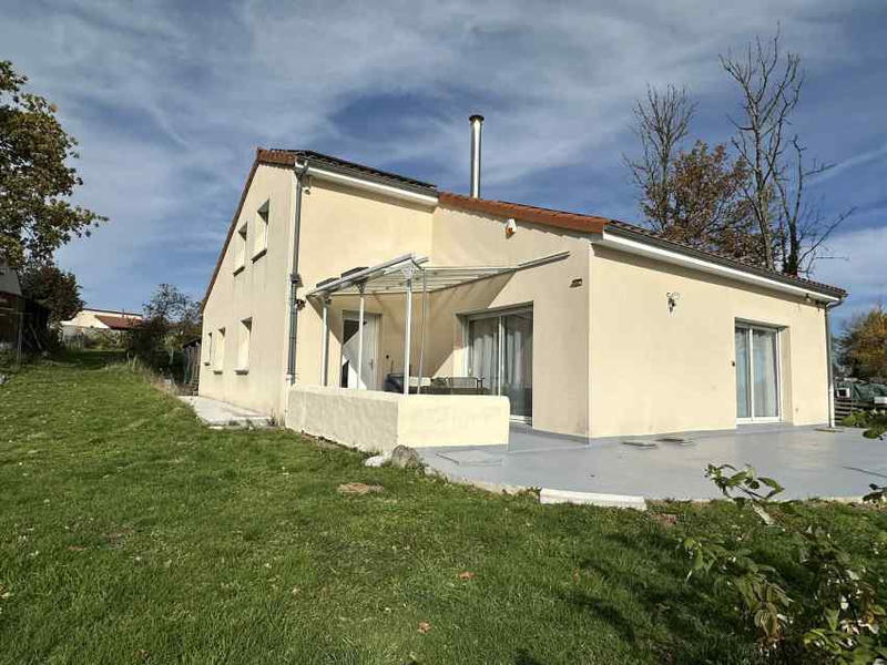 Maison - 182 m² - 6 pièces