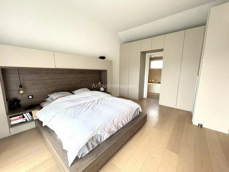 Maison - 221 m² - 9 pièces