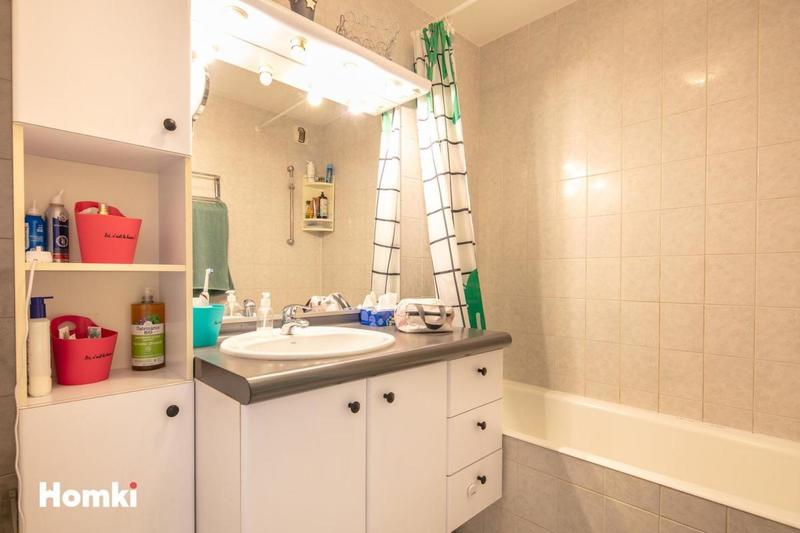 Appartement - 79 m² - 4 pièces