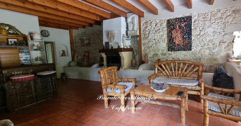 Maison - 179 m² - 5 pièces