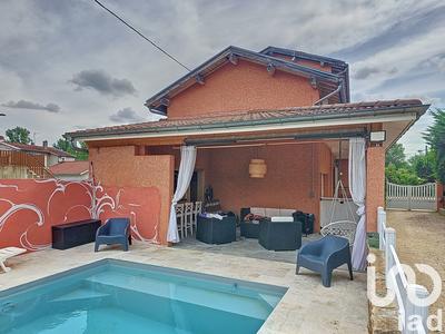 Maison - 143 m² - 5 pièces