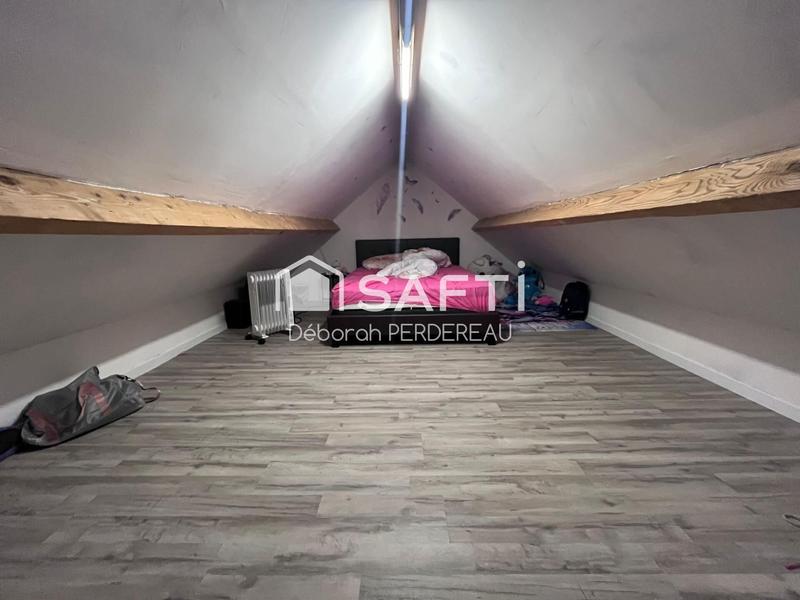 Propriété - 153 m² - 10 pièces