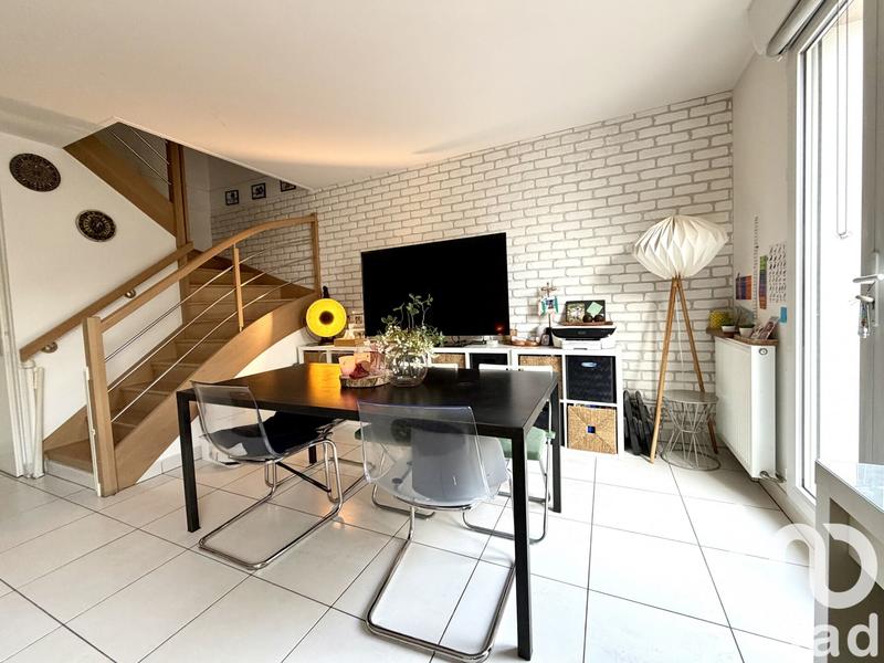 Maison - 101 m² - 6 pièces