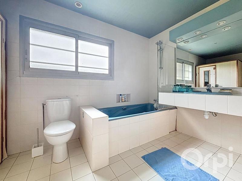 Maison - 118 m² - 4 pièces