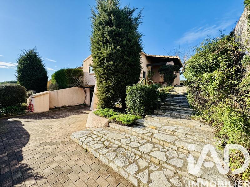 Maison - 140 m² - 6 pièces