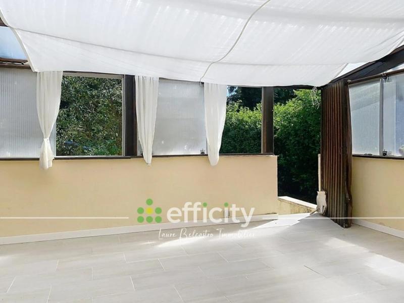 Pavillon - 145 m² - 6 pièces