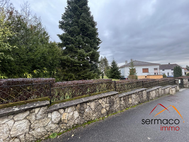 Maison - 102 m² - 4 pièces