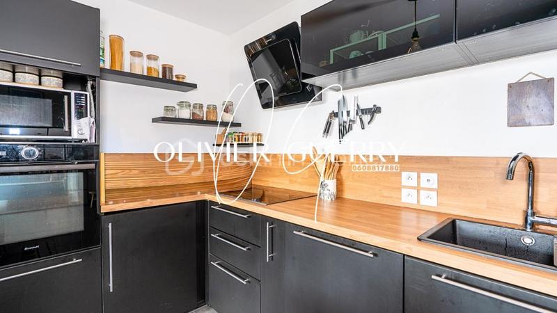 Appartement - 60 m² - 3 pièces