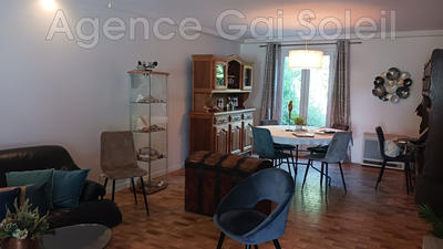 Villa - 100 m² - 5 pièces