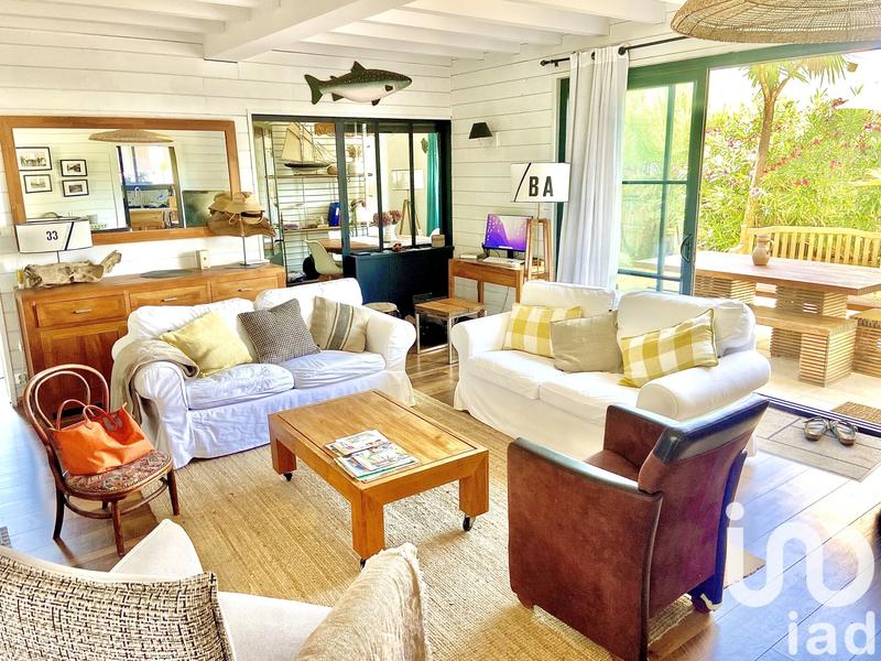 Maison - 140 m² - 8 pièces