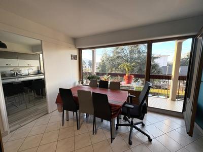 Appartement - 77 m² - 4 pièces