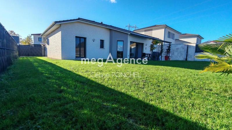 Maison - 90 m² - 4 pièces