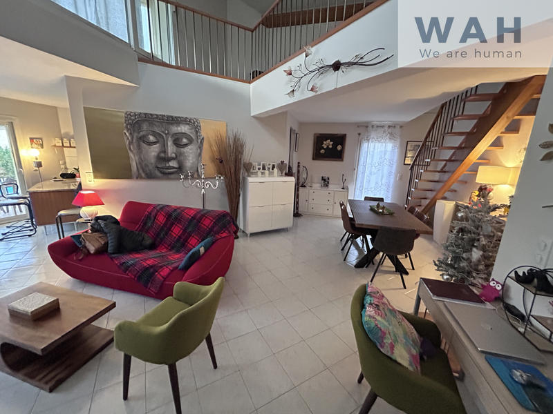 Maison - 144 m² - 6 pièces