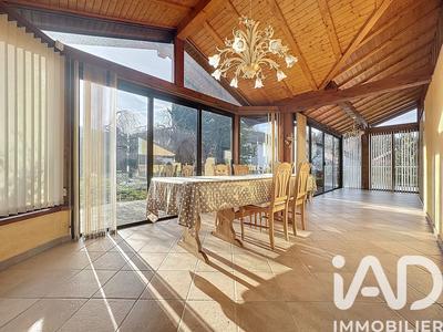 Maison - 210 m² - 10 pièces